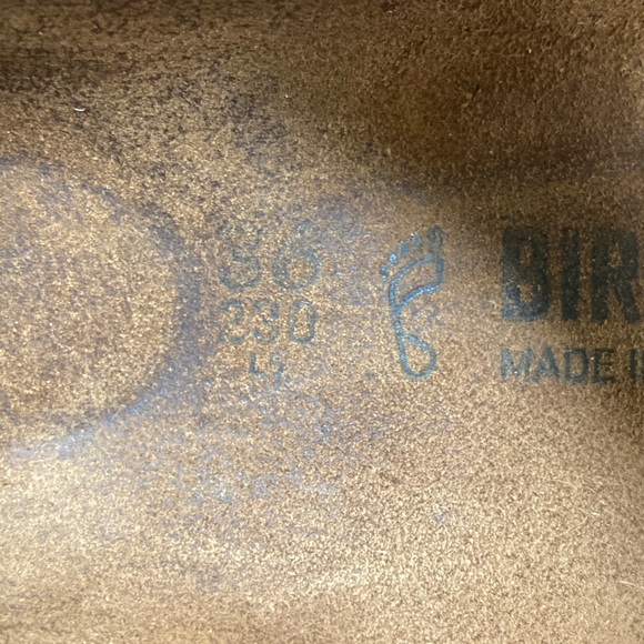 Black Birkenstock Gizeh Sandals Size 36 (5-5.5) EUC - Picture 13 of 13